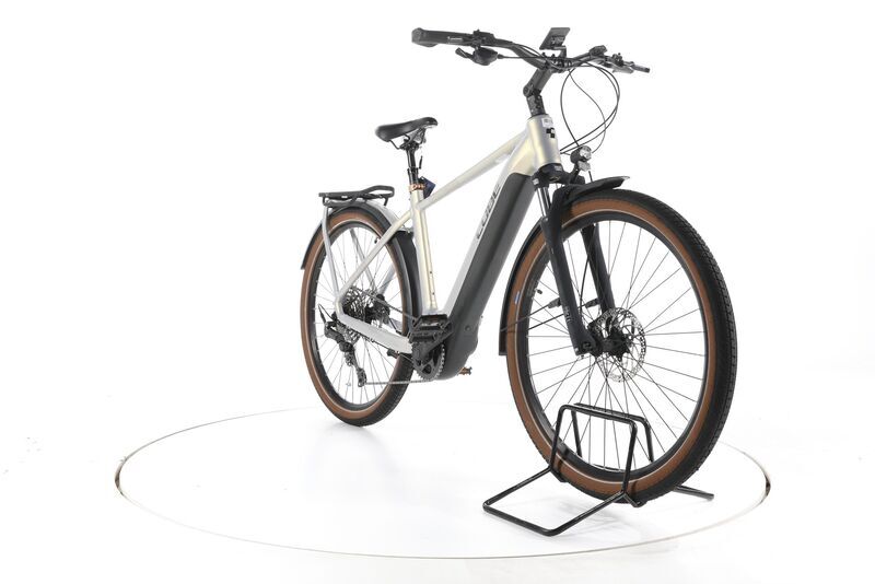 Cube Touring Hybrid para 625 2024 | cinzento | 28" | M | < 500 km, image 3 of 5