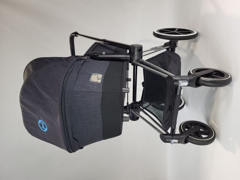 Cybex Priam stroller | black, image 2 of 5