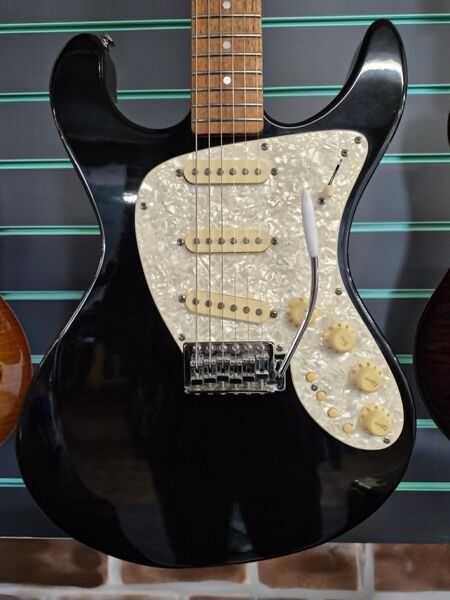 Danelectro Danoblaster Innuendo Gloss Black 2001 Electric Guitar | gloss black, image 4 of 5
