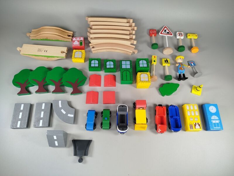 Dema Holzspielzeug Stadtset - Fahrzeuge and Zubehör | multicolored 1