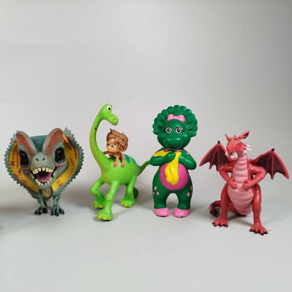 Diverse Dinosaurier- und Drachenfiguren-Set -8 Stück | mehrfarbig 2