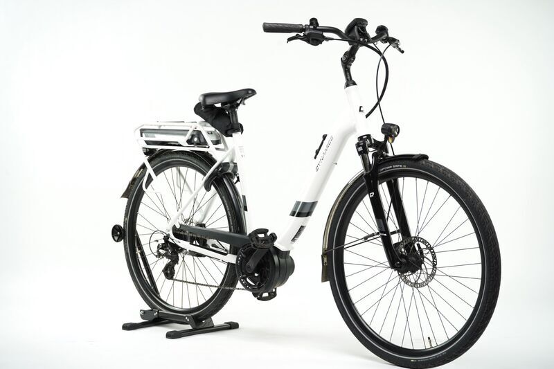 Dynamics E-Lite 8K (2021) | Tiefeinsteiger | weiß/schwarz | 28" | 55 cm | 1500 - 2000 km 2