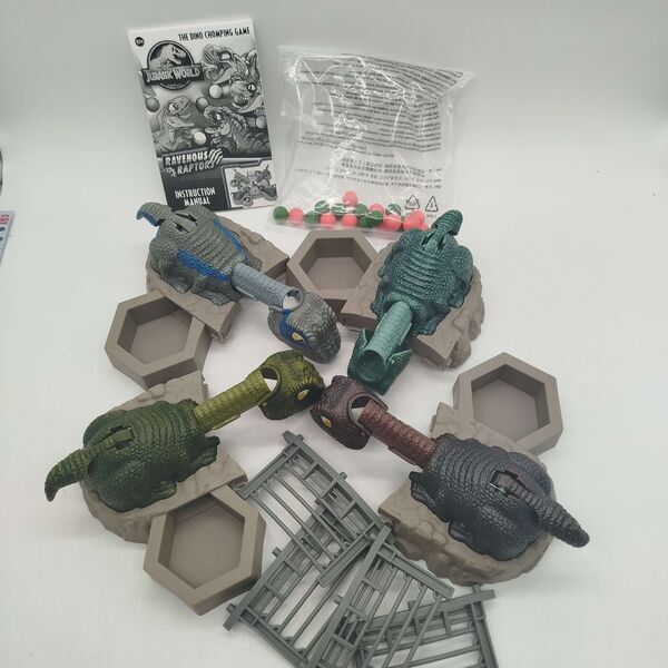 Elements Entertainment Jurassic World Ravenous Raptors 682224 Brettspiele | multicolored, image 2 of 3