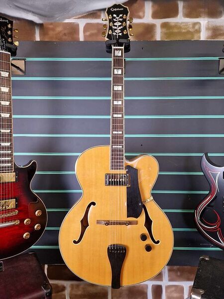Epiphone Emperor Regent Gloss Natural 2008 Hollow Body Electric Guitar | Gloss Natural, image 2 of 5