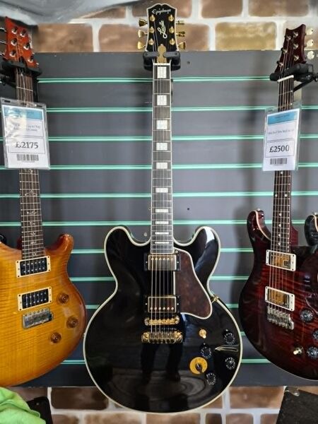 Epiphone B.B King Lucille Ebony 2021 Semi-Hollow Electric Guitar | ebony, image 2 of 5