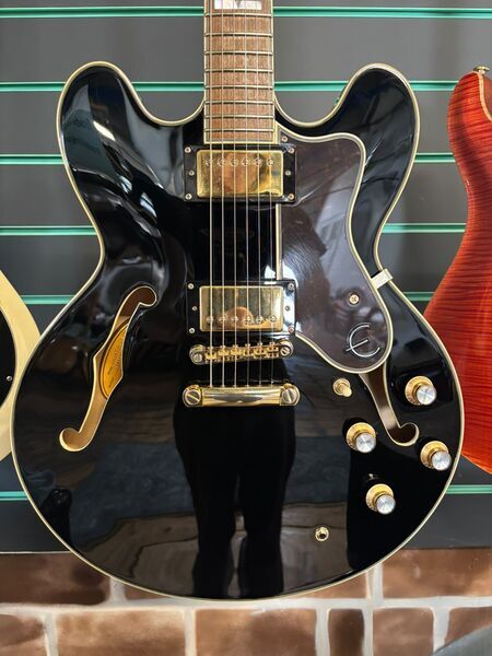 Epiphone Sheraton II PRO Ebony 2018 Semi Hollow Electric Guitar | ebony, image 3 of 5