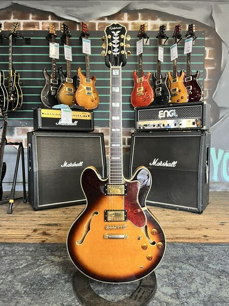 Epiphone Sheraton II Vintage Sunburst 2004 Semi-Hollow Electric Guitar | Vintage Sunburst, image 1 of 5