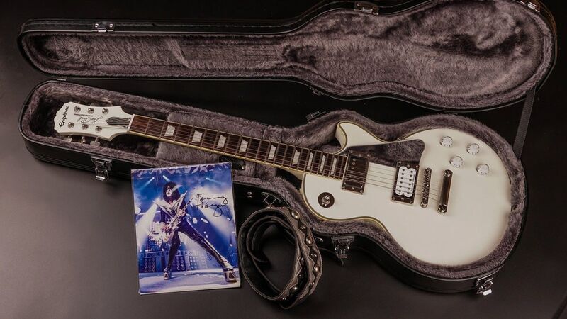 Epiphone Tommy Thayer "White Lightning" Les Paul – Limited Edition 2015 | white, image 1 of 5