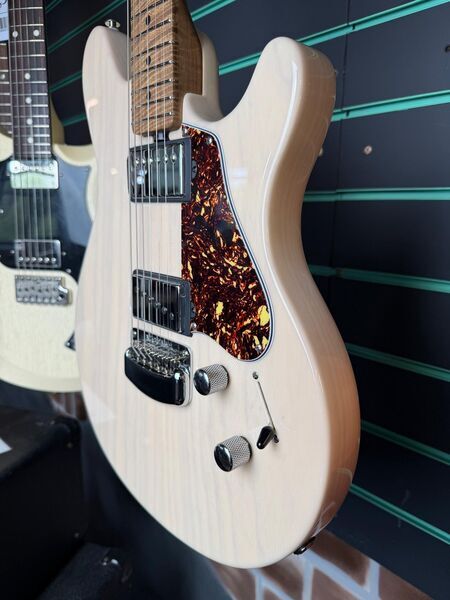 Ernie Ball Music Man Valentine Trans Buttermilk 2025 Electric Guitar | trans, image 5 of 5