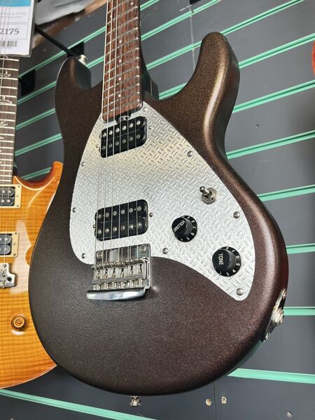 Ernie Ball MusicMan SUB 1 Guitar Textured Cinnamon 2004 Electric Guitar | Original, image 5 of 5