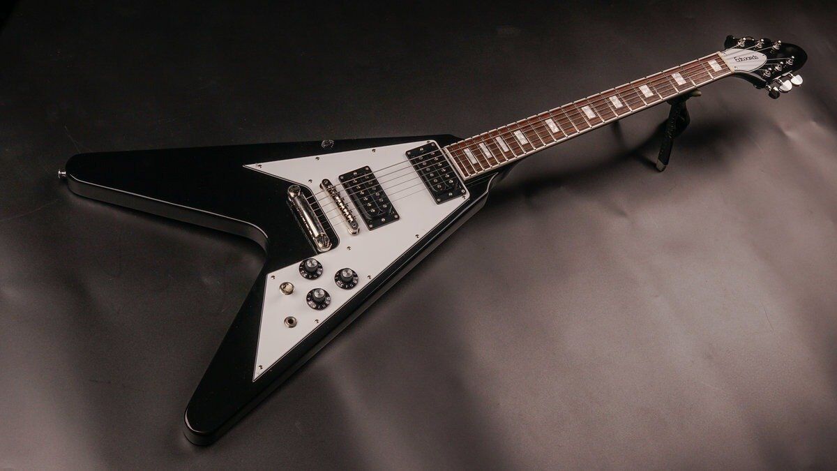 ESP Edwards E-FV-LTD Zwart – Flying V | zwart