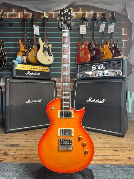ESP LTD EC-1000ET Vintage Honey Burst 2016 Electric Guitar | Honey Burst, image 1 of 5