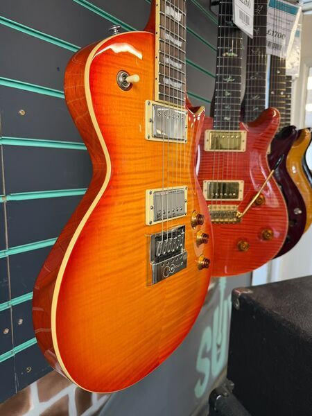 ESP LTD EC-1000ET Vintage Honey Burst 2016 Electric Guitar | Honey Burst, image 3 of 5