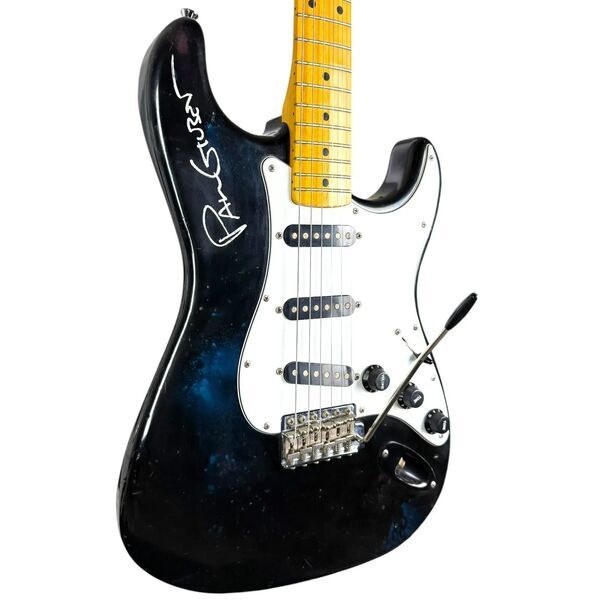 ESP Stratocaster 1998 - signed by Paul Gilbert | signed by Paul Gilbert, image 1 of 4