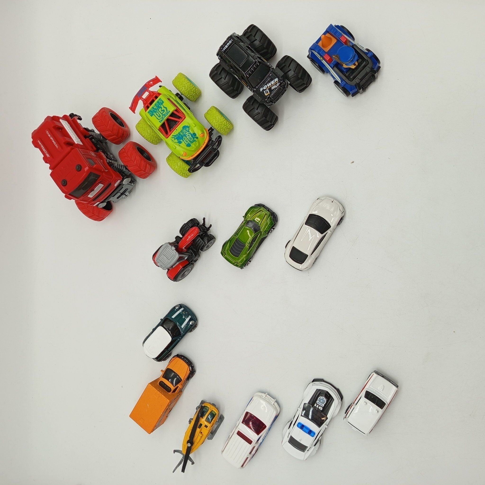 Fahrzeug Set 13x Autos Paw Patrole
