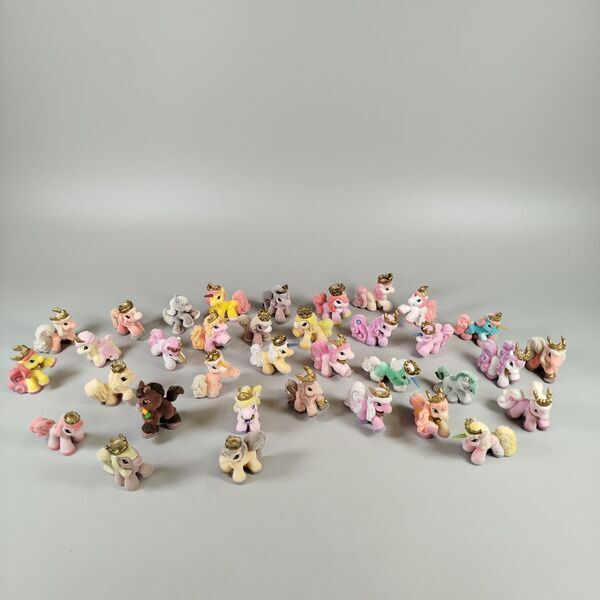 Fantasy Pony Figuren Set - Kronen, Einhörner, Flügel | mehrfarbig 1