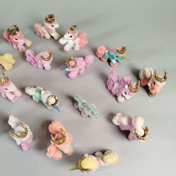 Fantasy Pony Figuren Set - Kronen, Einhörner, Flügel | mehrfarbig 5