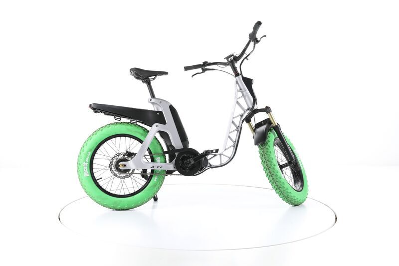 Fantic Issimo (2021) | Tiefeinsteiger | grau | 20" | 50 cm | 100 - 500 km 1