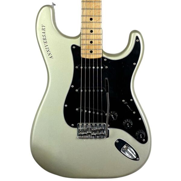 Fender 25th Anniversary Stratocaster 1979 - Silver Metallic | Metallic Silver, image 1 of 5
