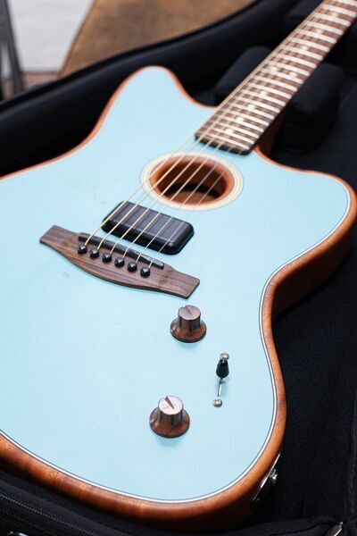 Fender Acoustasonic Player Jazzmaster | Ice Blue | ice blue, image 3 of 5