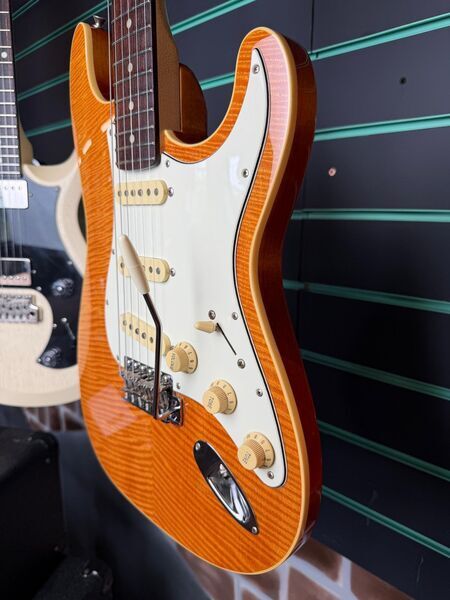 Fender Aerodyne Special 100DMC Flame Amber 2006-08 Electric Guitar | Flame Amber, image 5 of 5