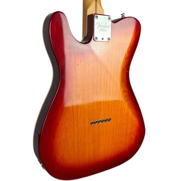 Fender American Deluxe Telecaster 2002 - Cherry Sunburst | Cherry Sunburst, image 4 of 4