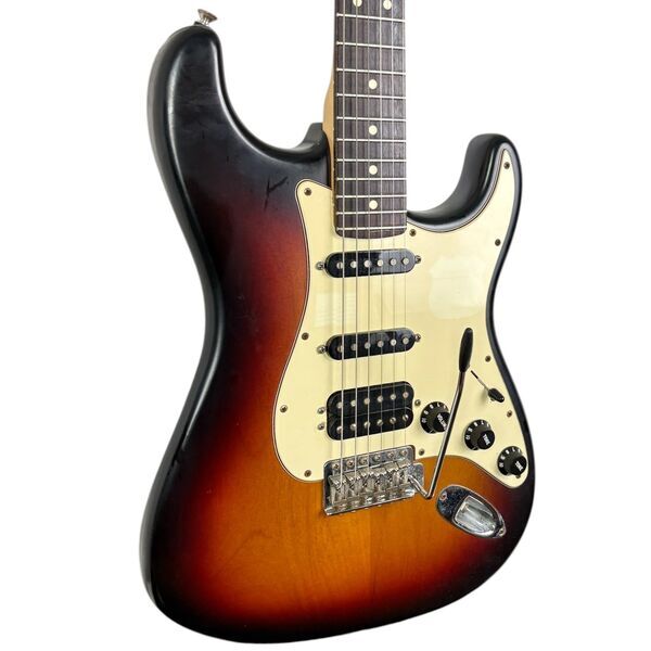 Fender American Highway One Stratocaster HSS 2010 - Sunburst | sunburst, image 2 of 5