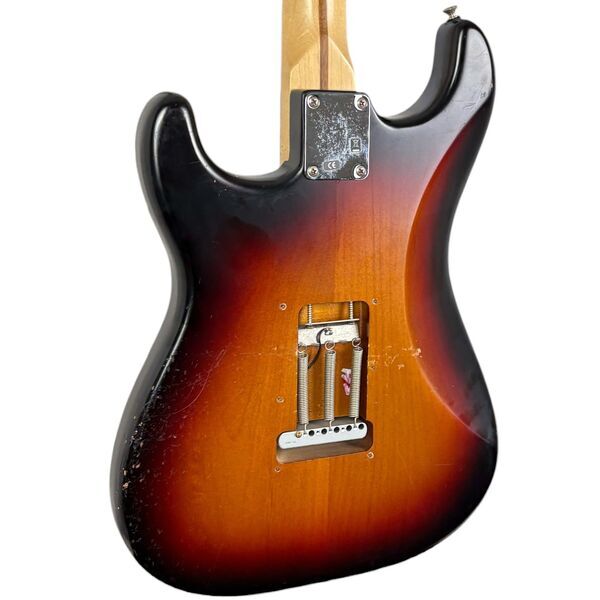Fender American Highway One Stratocaster HSS 2010 - Sunburst | sunburst, image 5 of 5