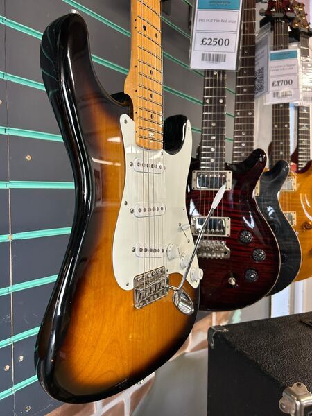 Fender American Original '50s Stratocaster 2-Colour Sunburst 2017Guitar | sunburst, image 2 of 5