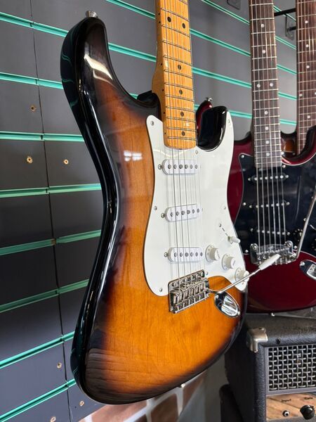 Fender American Original '50s Stratocaster 2-Colour Sunburst 2020 Electric Guita | sunburst, image 3 of 5