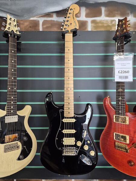 Fender American Performer Stratocaster HSS 2023 Gloss Black Electric Guitar | gloss black, image 2 of 5