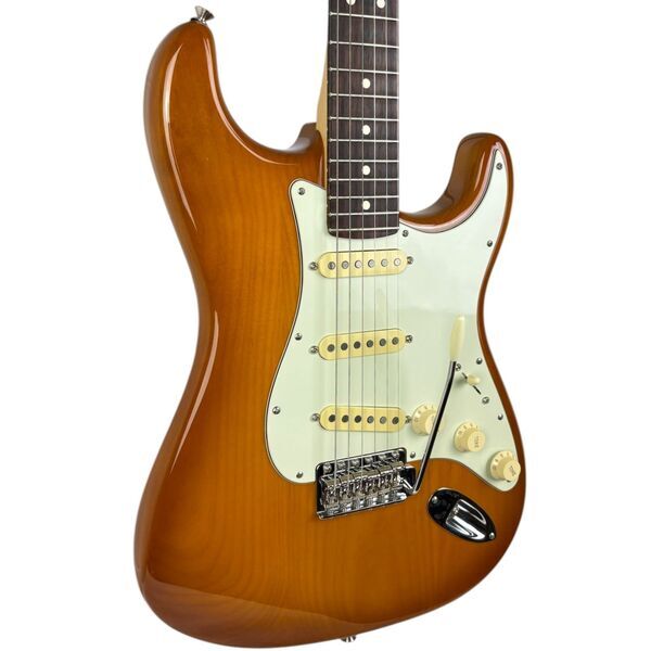 Fender American Performer Stratocaster 2023 - Honey Burst | Honey Burst, image 1 of 4