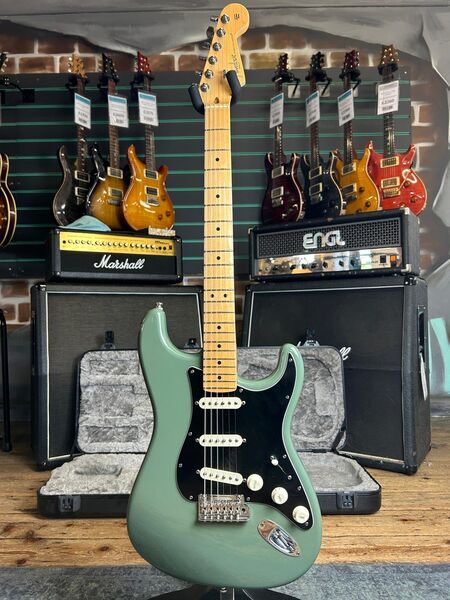 Fender American Professional Stratocaster Antique Olive 2017 Electric Guitar | Original, image 1 of 5