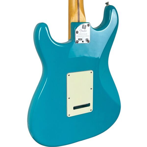 Fender American Professional II Stratocaster 2022 - Miami Blue | Miami Blue, image 5 of 5