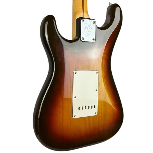 Fender American Stratocaster 1982 - Sunburst | sunburst, image 4 of 4