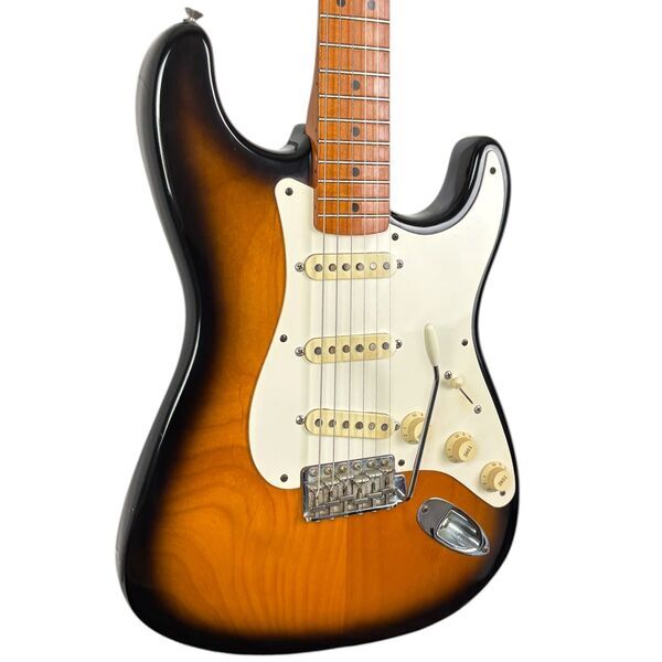 Fender American Vintage 57 Reissue Stratocaster 1996 - Sunburst | sunburst, image 2 of 5