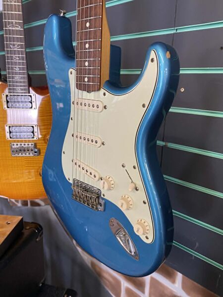 Fender Classic Series '60s Stratocaster Lake Placid Blue 2015 Electric Guitar | blue, image 3 of 5