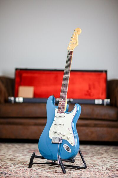 Fender Custom Shop '62 California Beach Stratocaster | blue | blue, image 1 of 5