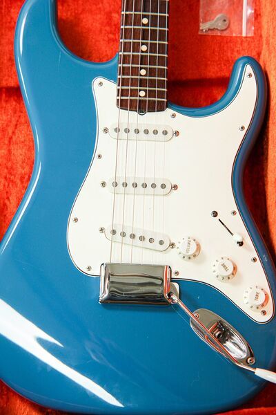 Fender Custom Shop '62 California Beach Stratocaster | blue | blue, image 4 of 5