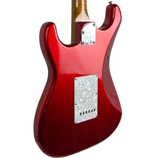 Fender Custom Shop ’63 Stratocaster Journeyman Relic HSS 2023 - Candy Apple Red | Candy Apple Red, image 4 of 4