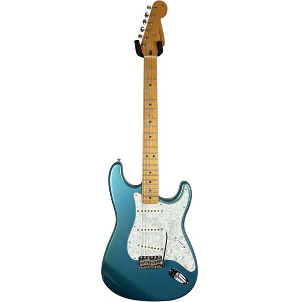 Fender Deluxe Powerhouse Stratocaster 1998 - Lake Placid Blue | Lake Placid Blue, image 2 of 4