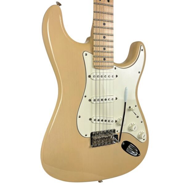 Fender Highway One Stratocaster 2008 - Sand | sand, image 1 of 4