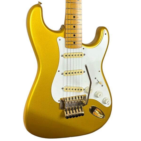 Fender Japan 54 Reissue Stratocaster 1991 - Metallic Gold - MOD | MOD, image 2 of 5
