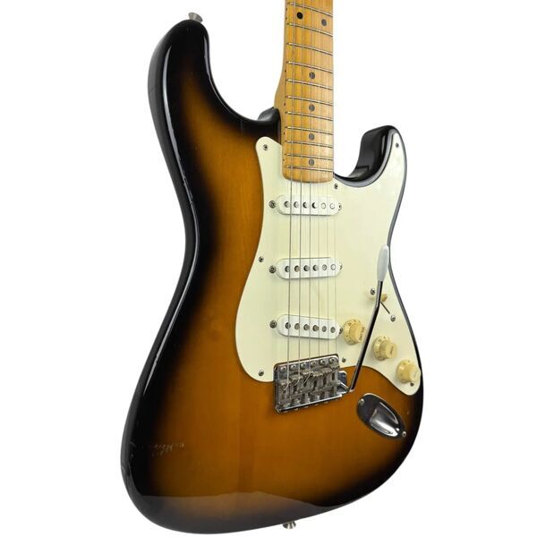 Fender Japan 57’ Reissue Stratocaster 1997-2000 - Sunburst | sunburst, image 1 of 4