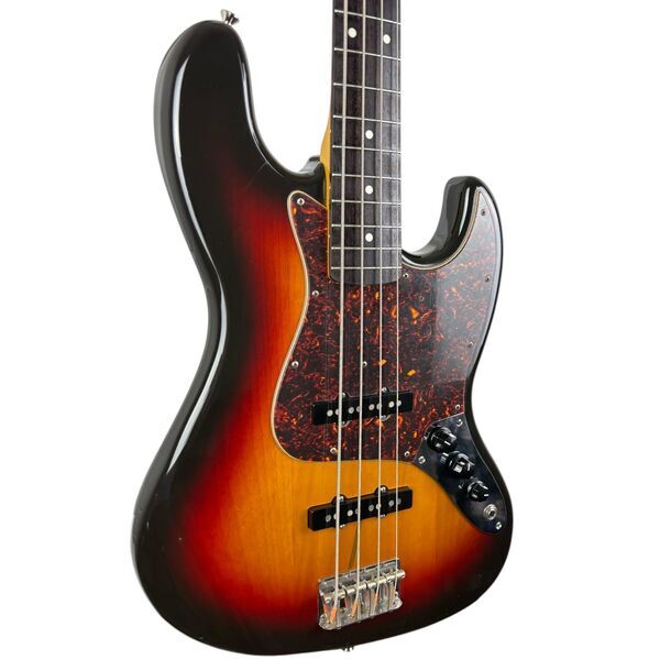 Fender Japan 62 Reissue Jazz Bass 2002-2004 - Sunburst | Sunburst, image 2 of 5