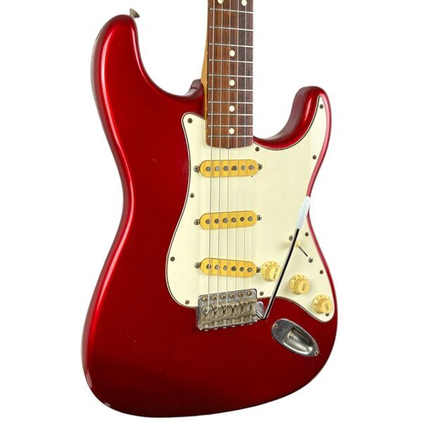 Fender Japan 62 Reissue Stratocaster 1993-1994 - Candy Apple Red | Candy Apple Red, image 2 of 5