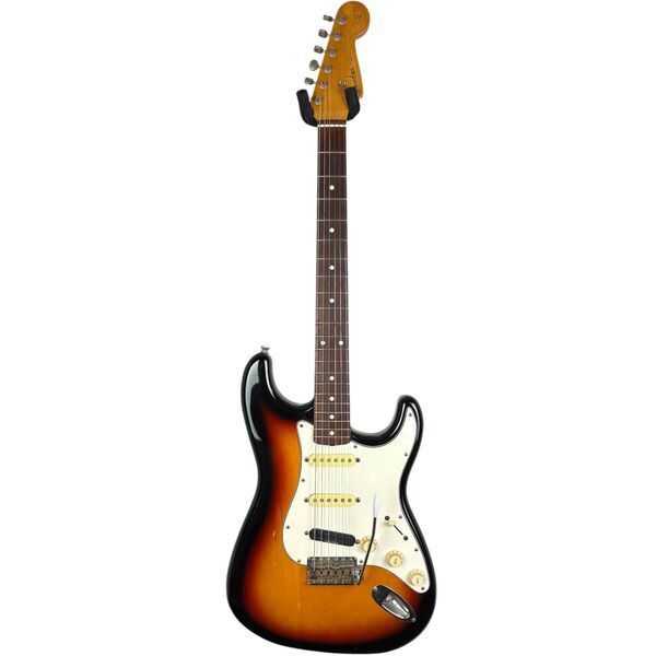 Fender Japan 62 Reissue Stratocaster - Sunburst | sunburst, image 2 of 4