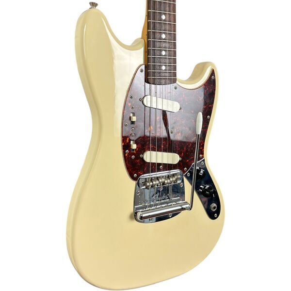 Fender Japan 66 Reissue Mustang 1999-2002 | vintage white, image 2 of 5