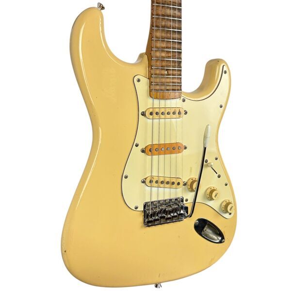 Fender Japan 72 Reissue Stratocaster CST-50M 1984-1987 - Vintage White | Vintage White, image 2 of 5