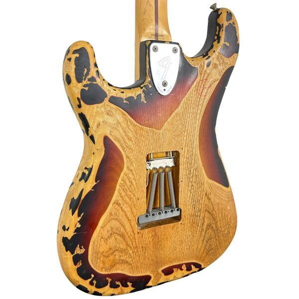 Fender Japan 72 Reissue Stratocaster 1984-1987 - Heavy Relic Sunburst | relic sunburst, image 5 of 5